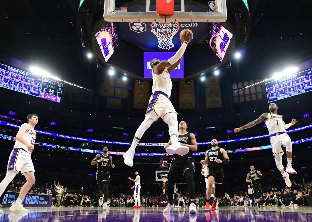 开云体育下载-灰熊轻取公牛，伦纳德关键制胜